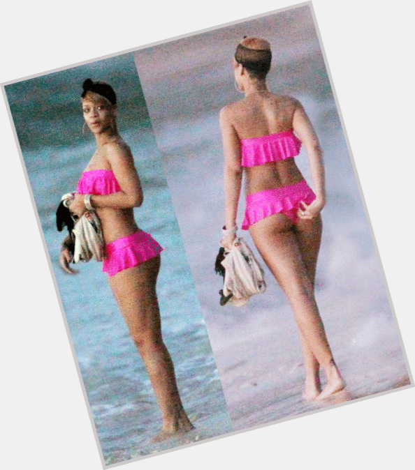 rihanna 2013 3.gif