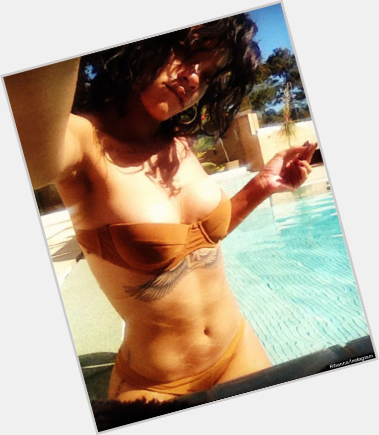 rihanna body 9.jpeg